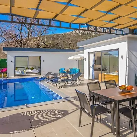 Villa Ortac 4 Doga Icerisinde, Korunakli *