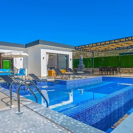 Ortac 4 Doga Icerisinde, Korunakli Villa *