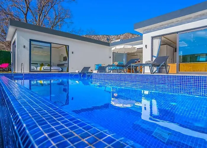 Ortac 4 Doga Icerisinde, Korunakli * Κας