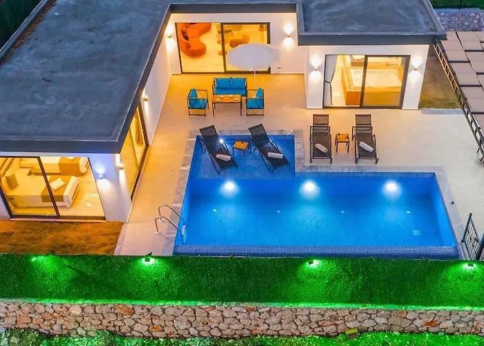 Ortac 4 Doga Icerisinde, Korunakli Βίλα