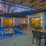 Villa Ortac 4 Doga Icerisinde, Korunakli Kaş