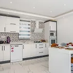 Ortac 4 Doga Icerisinde, Korunakli Villa