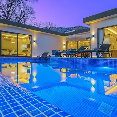 Ortac 4 Doga Icerisinde, Korunakli