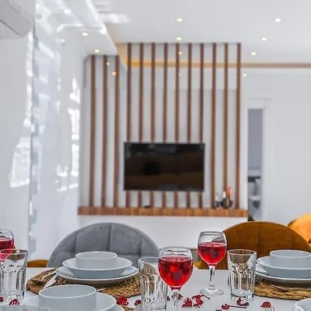 Ortac 4 Doga Icerisinde, Korunakli קס