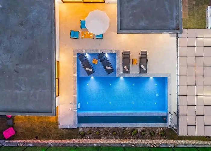 Ortac 4 Doga Icerisinde, Korunakli Villa