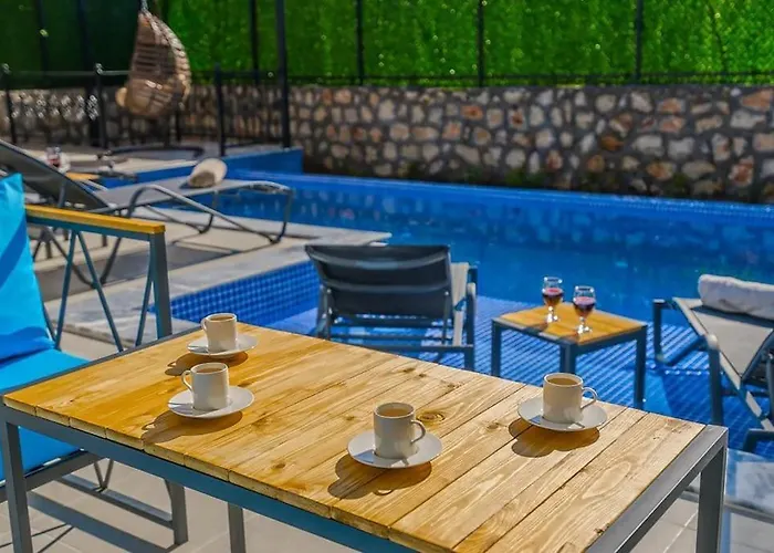 Villa Ortac 4 Doga Icerisinde, Korunakli *