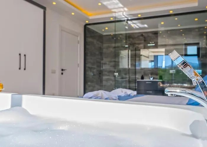 Ortac 4 Doga Icerisinde, Korunakli * Kaş